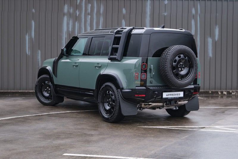 2026 Land Rover Defender 110 Trophy Edition 2 image 3