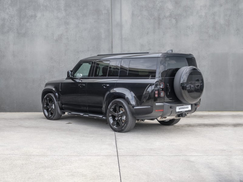 2026 Land Rover Defender 130 D350 X-Dynamic HSE image 2