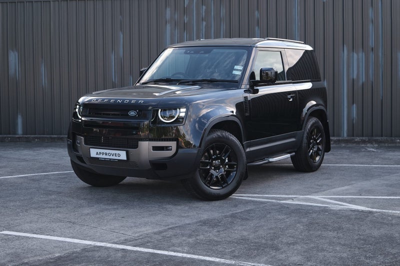 2026 Land Rover Defender 90 D250 S image 2