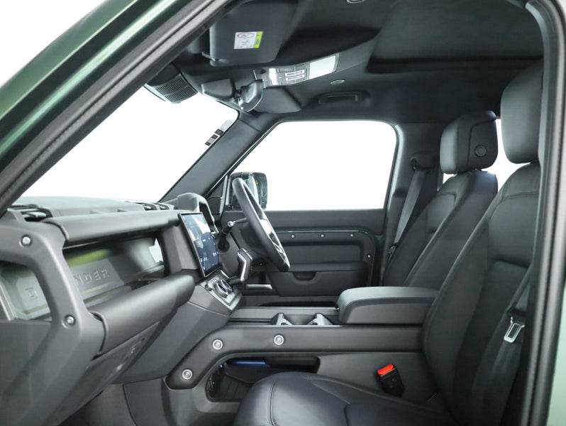2026 Land Rover Defender Def 110 D350 X-Dynamic... image 3
