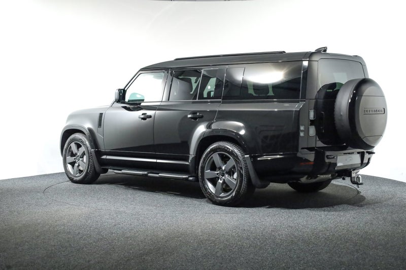2026 Land Rover Defender Def 130 D350 X-Dynamic... image 2