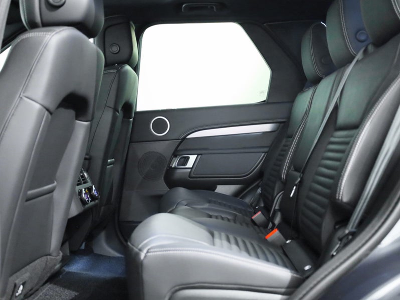 2026 Land Rover Discovery D250 DYNAMIC SE, 3.0L... image 5