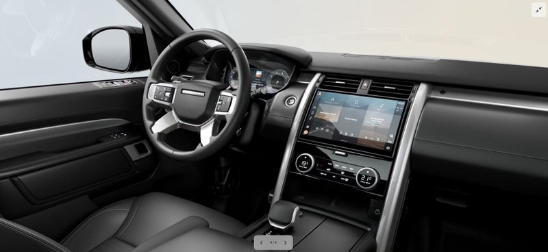 2026 Land Rover Discovery D250 Dynamic SE image 3