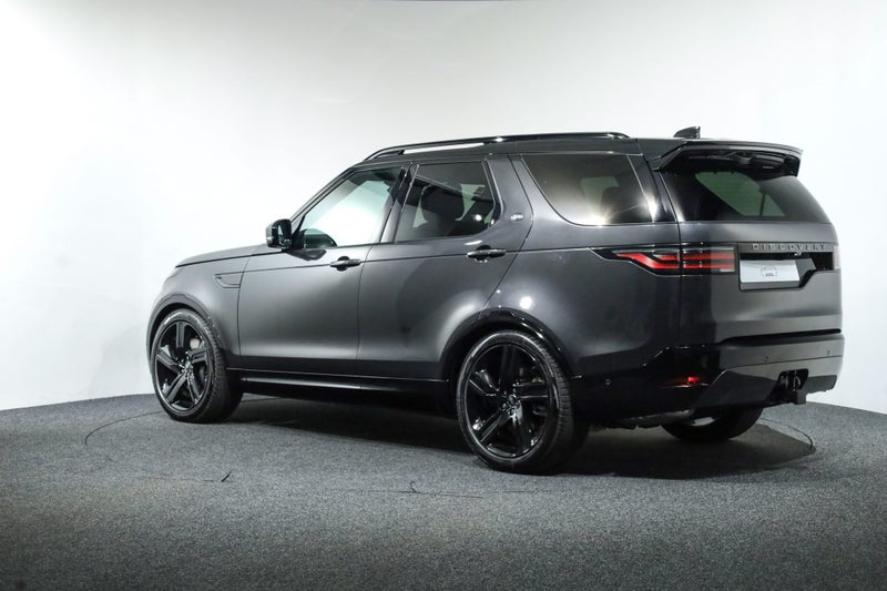2026 Land Rover Discovery D350 Dynamic HSE image 2