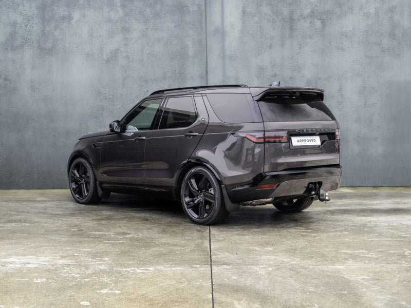 2026 Land Rover Discovery D350 Dynamic HSE image 2