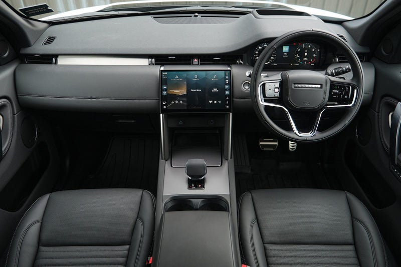 2026 Land Rover Discovery Sport P250 Dynamic HSE image 5