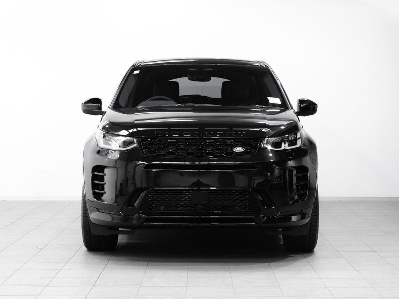 2026 Land Rover Discovery Sport P250 Dynamic SE image 2