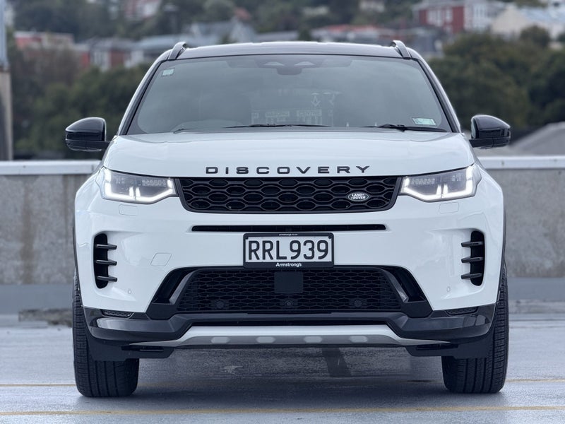 2026 Land Rover Discovery Sport P250 Dynamic SE... image 5