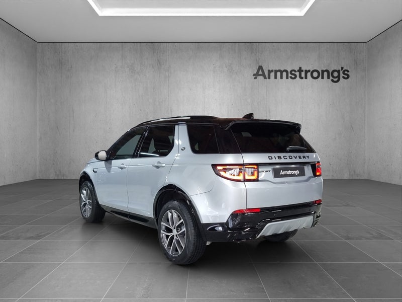 2026 Land Rover Discovery Sport P250 Dynamic SE image 3