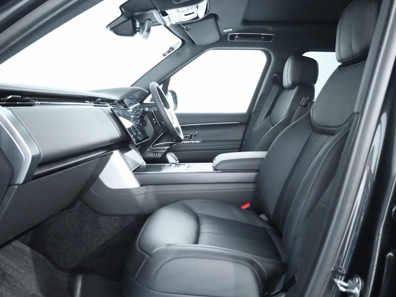 2026 Land Rover Range Rover D350 HSE SWB, 4WD,... image 3