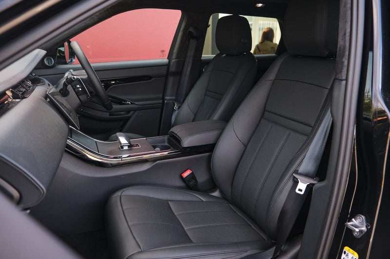 2026 Land Rover Range Rover Evoque P250 Autobio... image 4