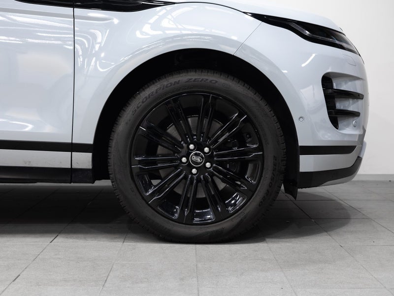 2026 Land Rover Range Rover Evoque P250 Dynamic... image 5