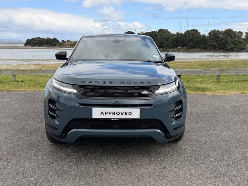 2026 Land Rover Range Rover Evoque P250 Dynamic SE image 2