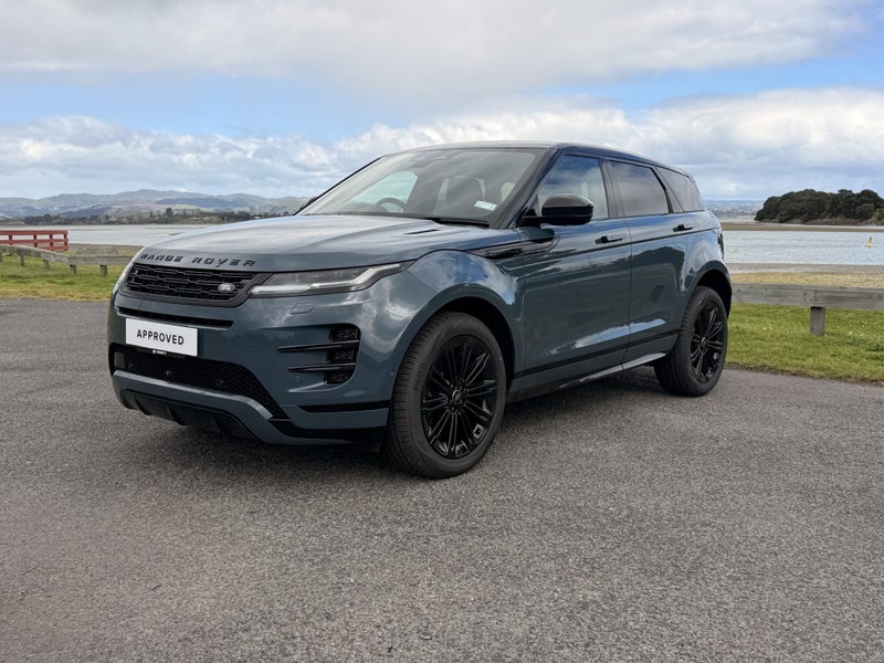 2026 Land Rover Range Rover Evoque P250 Dynamic SE image 3