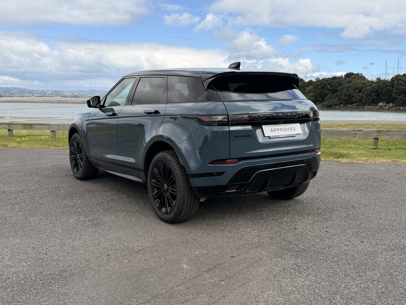 2026 Land Rover Range Rover Evoque P250 Dynamic SE image 5