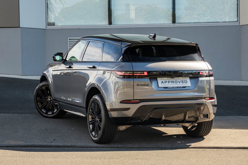 2026 Land Rover Range Rover Evoque P250 Dynamic SE image 2
