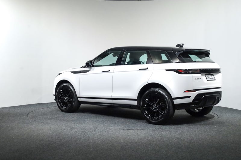 2026 Land Rover Range Rover Evoque P250 Dynamic Se image 2