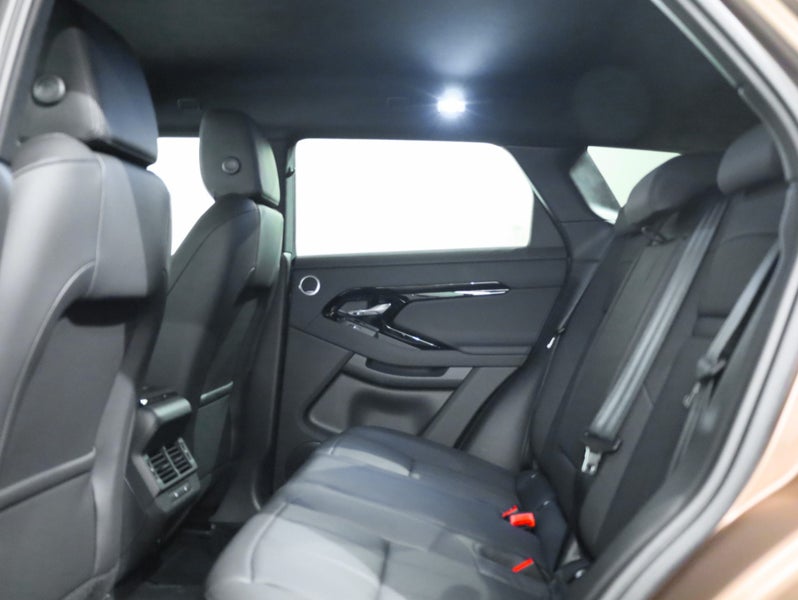 2026 Land Rover Range Rover Evoque P250 Dynamic Se image 5