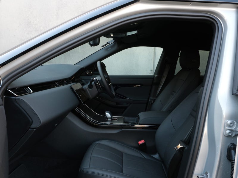2026 Land Rover Range Rover Evoque P270e Dynami... image 3