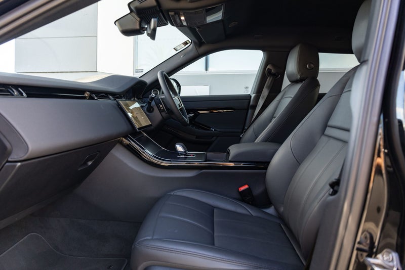 2026 Land Rover Range Rover Evoque P270e Dynami... image 3