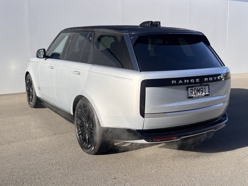 2026 Land Rover Range Rover P530 AB SWB 4.4p/4wd image 2