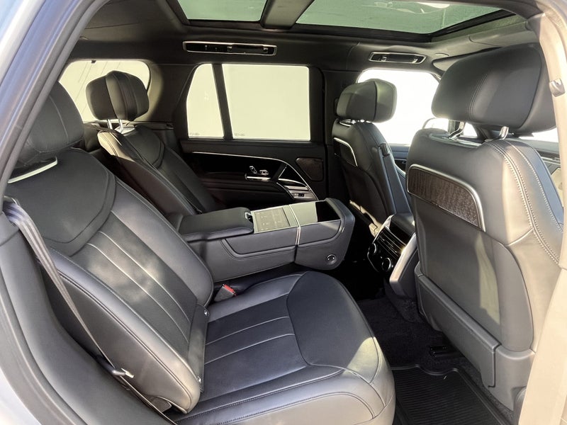 2026 Land Rover Range Rover P530 AB SWB 4.4p/4wd image 5