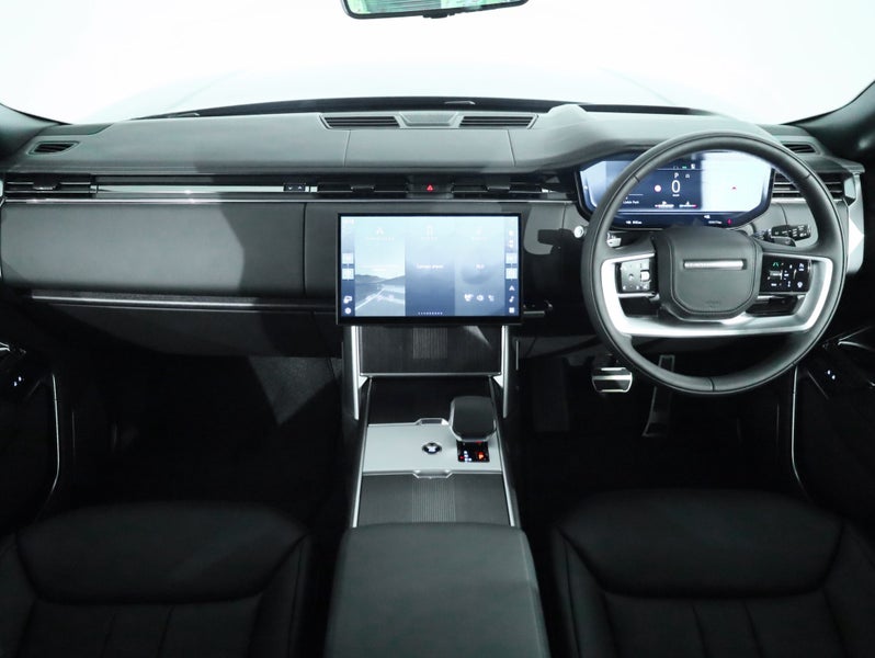 2026 Land Rover Range Rover P530 Autobiography LWB image 4
