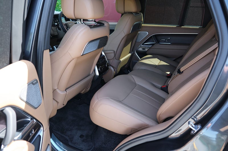 2026 Land Rover Range Rover P530 Autobiography SWB image 4