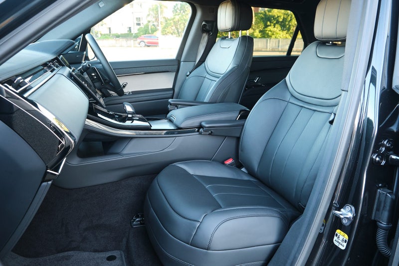 2026 Land Rover Range Rover Sport D250 SE image 4