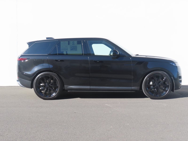 2026 Land Rover Range Rover Sport D250 SE image 3