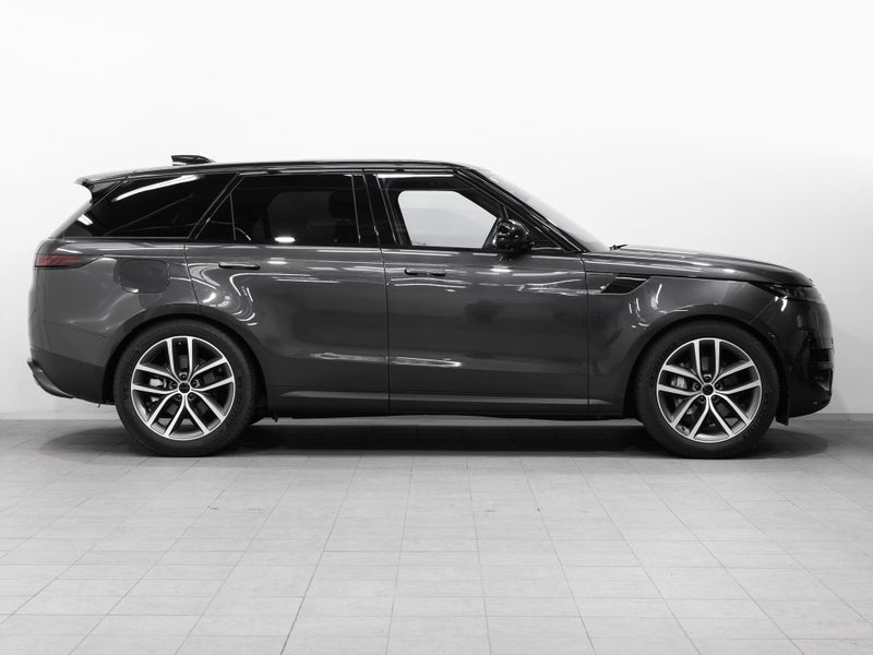 2026 Land Rover Range Rover Sport D250 SE 3L Tu... image 3