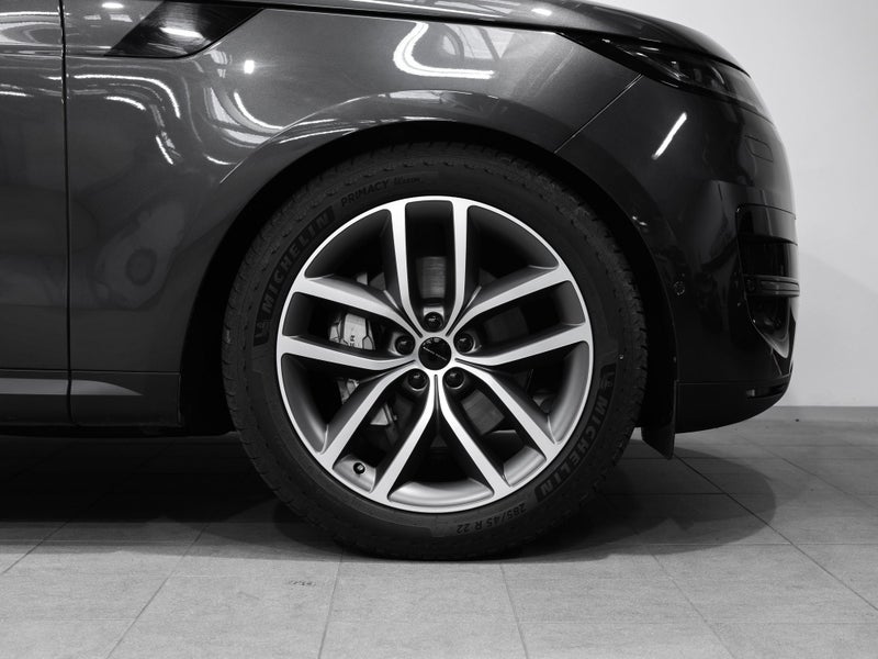 2026 Land Rover Range Rover Sport D250 SE 3L Tu... image 5