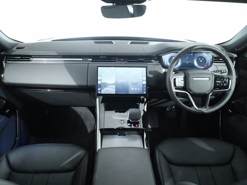 2026 Land Rover Range Rover Sport D250 Se image 4