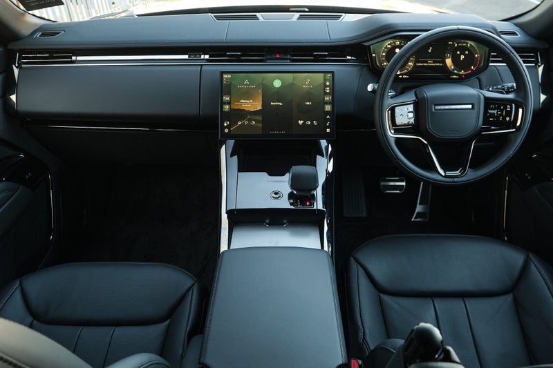 2026 Land Rover Range Rover Sport D300 Dynamic SE image 5