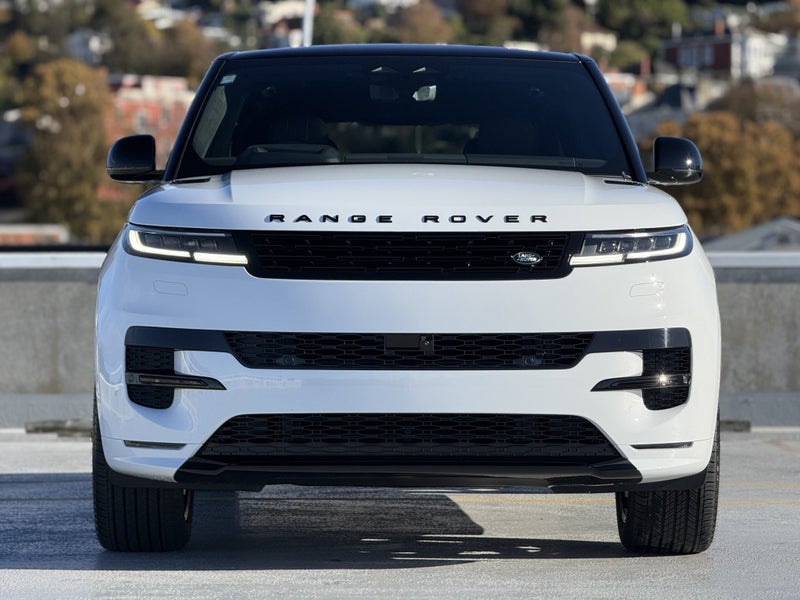 2026 Land Rover Range Rover Sport D350 Dynamic HSE image 5