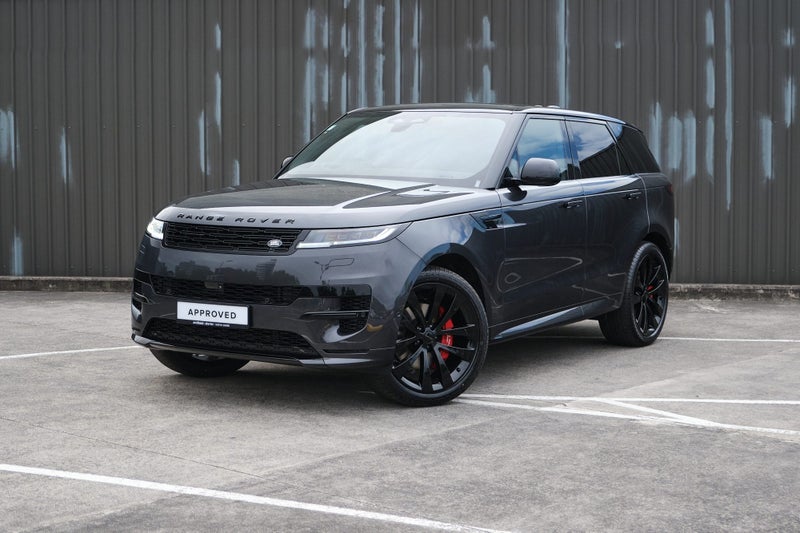 2026 Land Rover Range Rover Sport D350 Dynamic HSE image 2