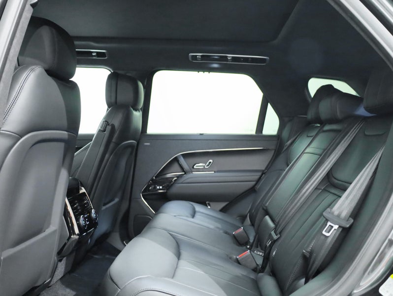 2026 Land Rover Range Rover Sport P530 Autobiog... image 5