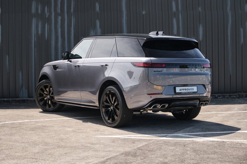 2026 Land Rover Range Rover Sport P530 Autobiog... image 3