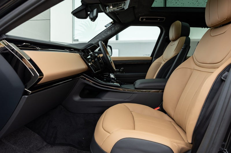 2026 Land Rover Range Rover Sport P530 Autobiog... image 3