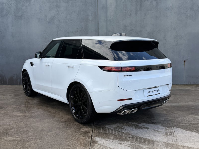 2026 Land Rover Range Rover Sport P530 Autobiog... image 5
