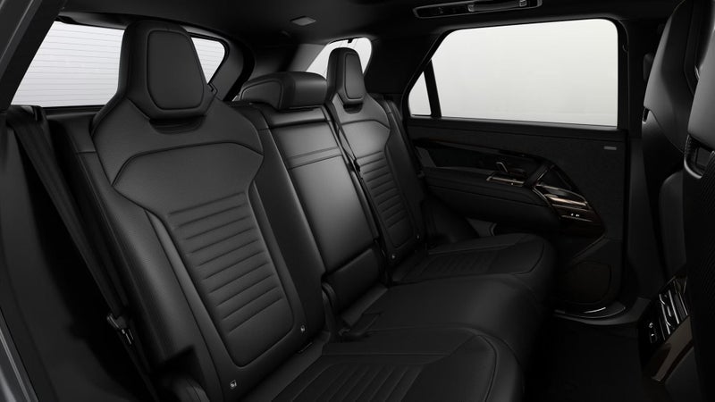 2026 Land Rover Range Rover Sport P635 SV image 5
