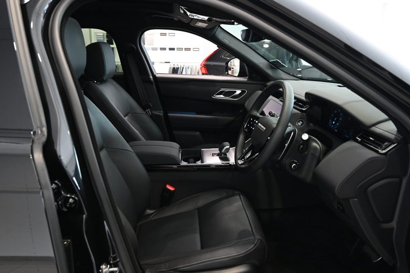 2026 Land Rover Range Rover Velar P250 Belgravi... image 2