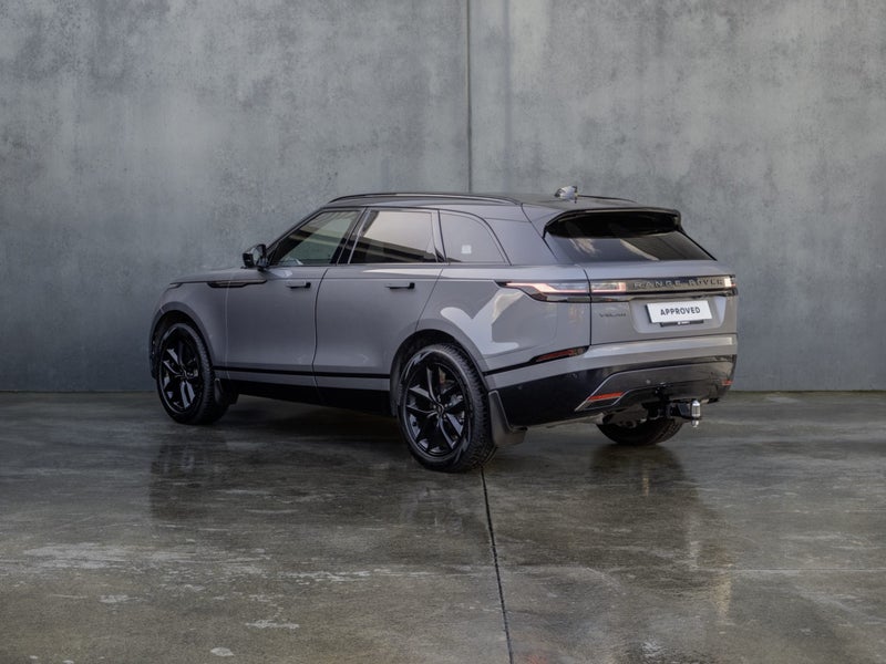 2026 Land Rover Range Rover Velar P250 Dynamic SE image 2