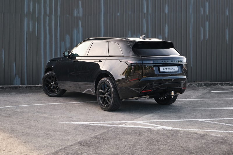 2026 Land Rover Range Rover Velar P250 Dynamic SE image 3