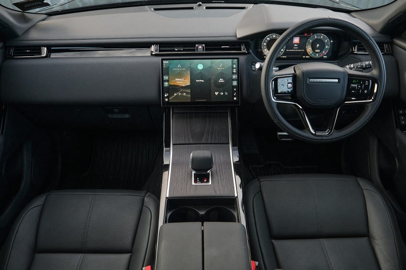 2026 Land Rover Range Rover Velar P250 Dynamic SE image 5
