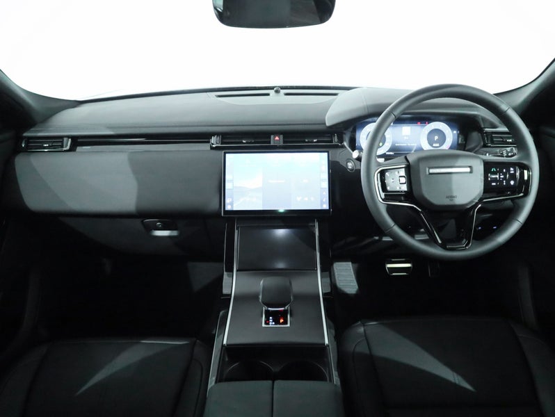 2026 Land Rover Range Rover Velar P250 Dynamic Se image 4