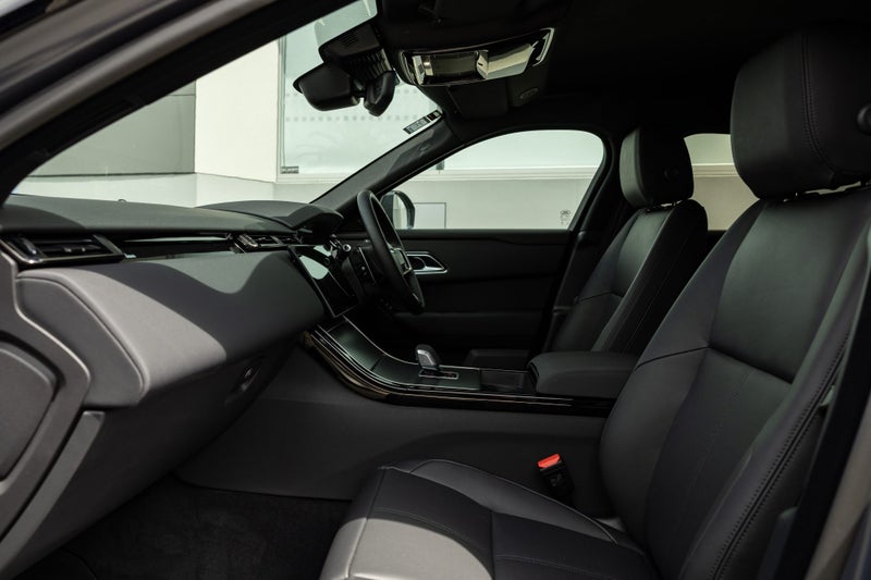 2026 Land Rover Range Rover Velar P250 S image 3