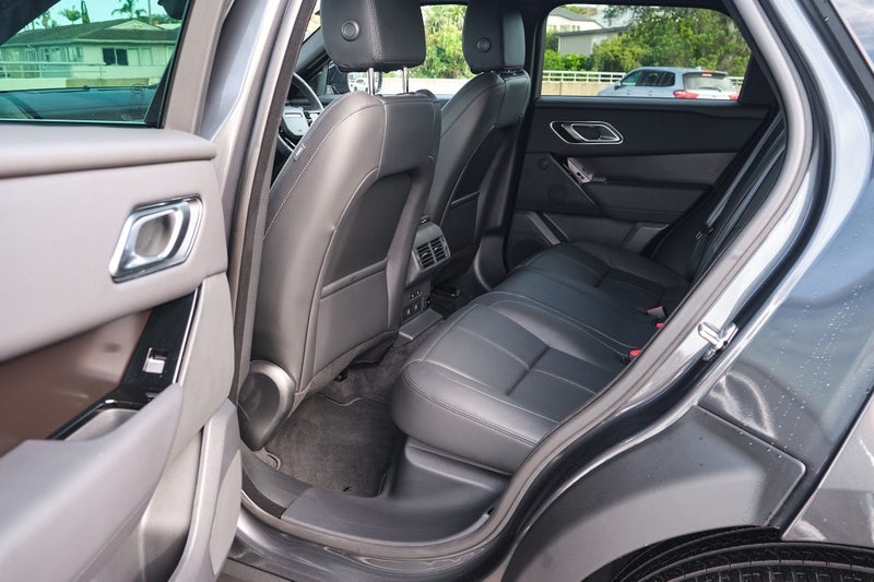 2026 Land Rover Range Rover Velar P400e Dynamic SE image 4