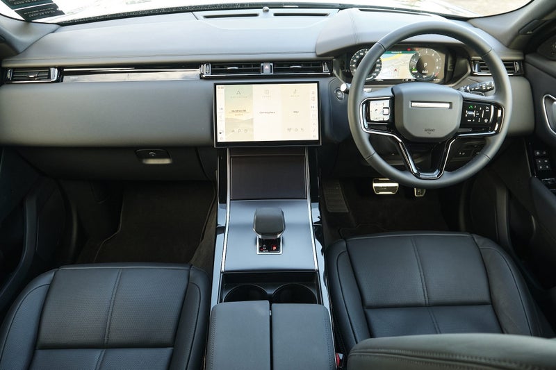 2026 Land Rover Range Rover Velar P400e Dynamic SE image 5