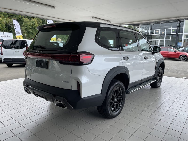 2026 LDV D90 2Wd 2.0Pt/8AT - 7 YEAR / 200,000 K... image 3